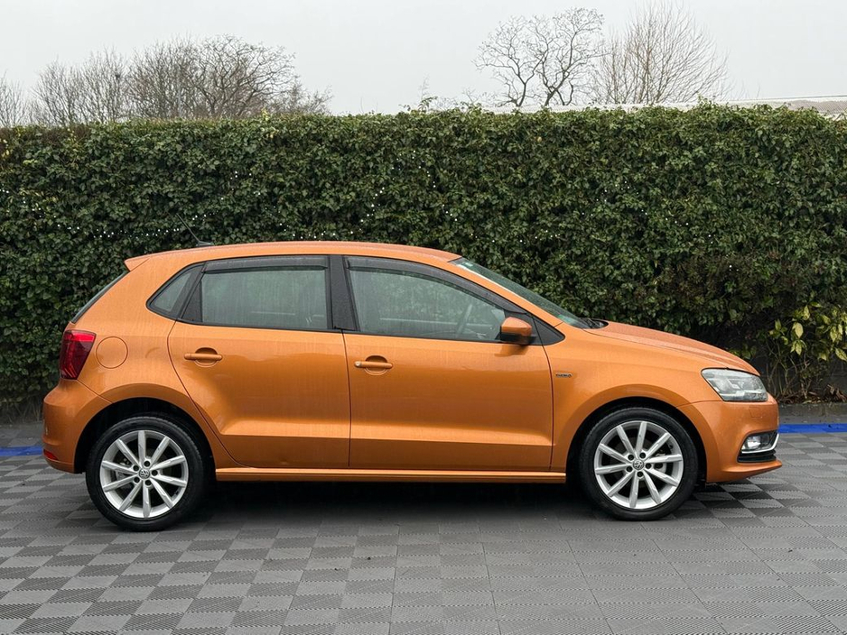 2017 Volkswagen Polo ORIGINAL EDITION 1.2 TSI AUTO // HEATED SEATS // REVERSE CAMERA // 16" MULTISPOKE ALLOYS €13,900