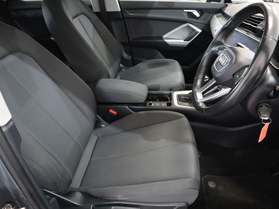 2022 Audi Q3 *39* TECHNIK 45 TFSI E S-A €28,900