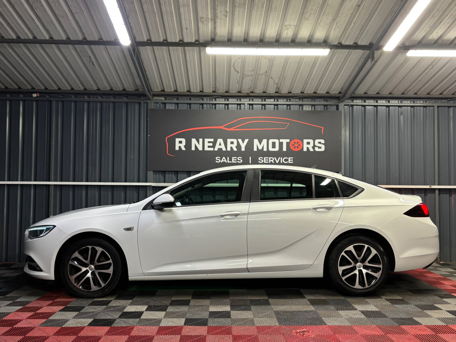 2019 Opel Insignia 1.6 (136PS) Turbo D ecoTEC SC €12,950
