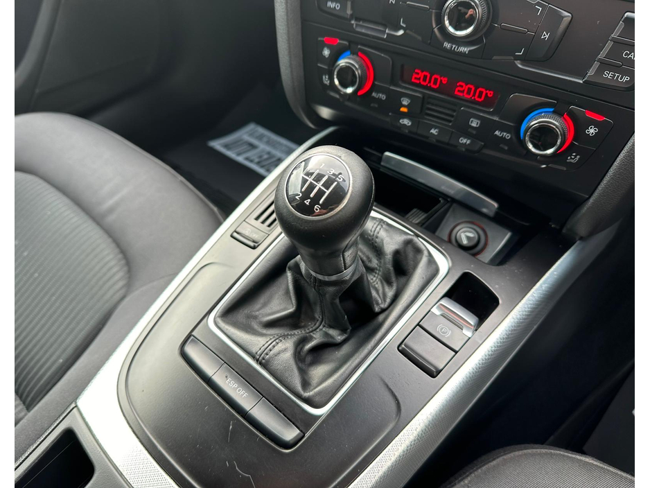 2009 Audi A4 - image 26