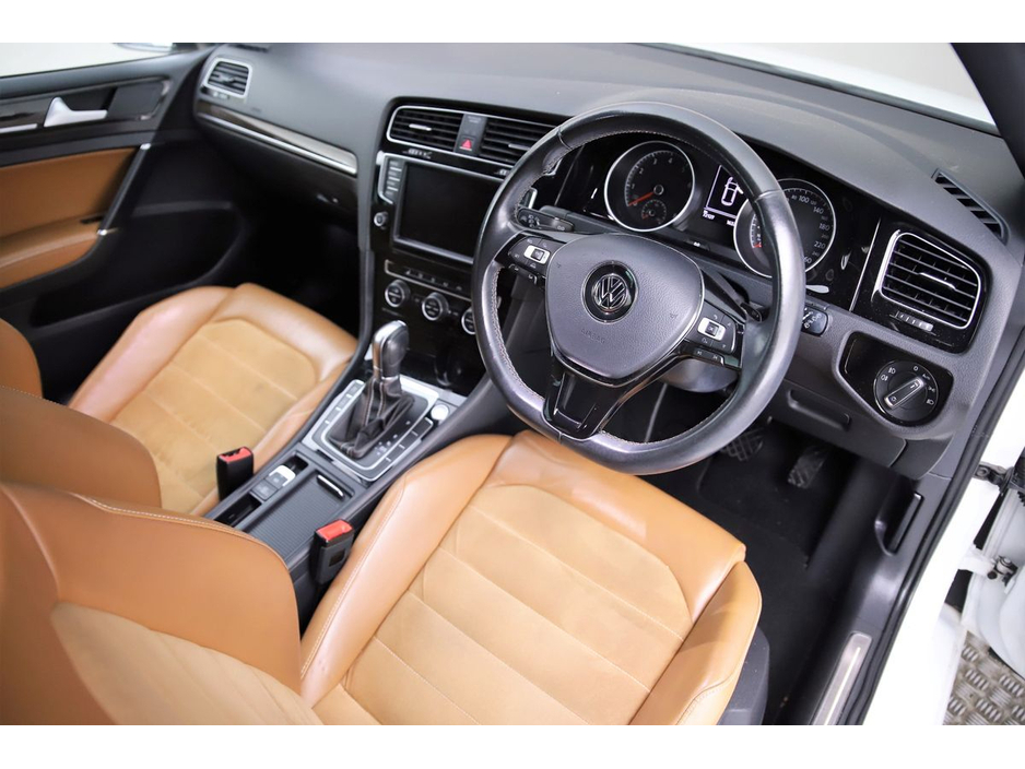 2014 Volkswagen Golf 1.4 TSI DSG 150HP HIGHLINE *FULL BROWN LEATHER*SAT NAV*REVERSE CAM* €13,890