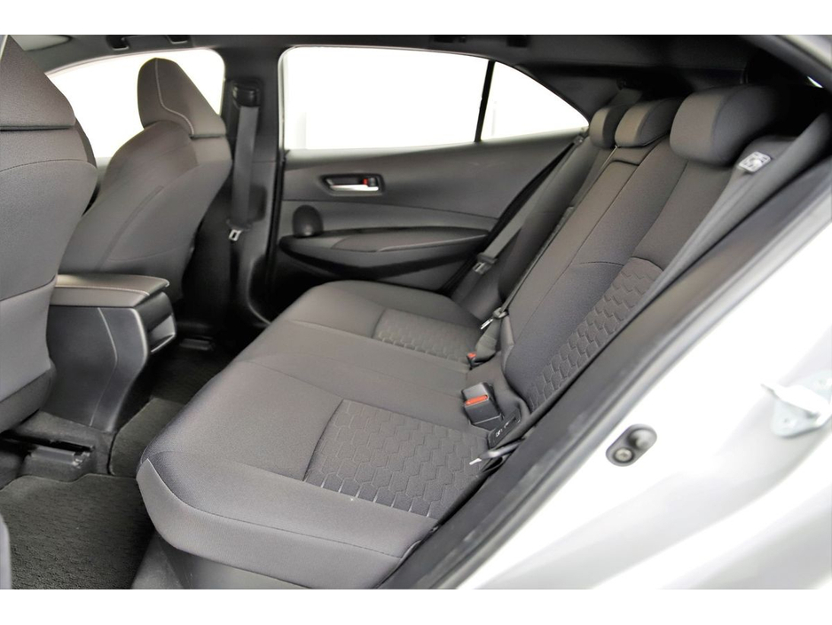 2018 Toyota Corolla - image 16