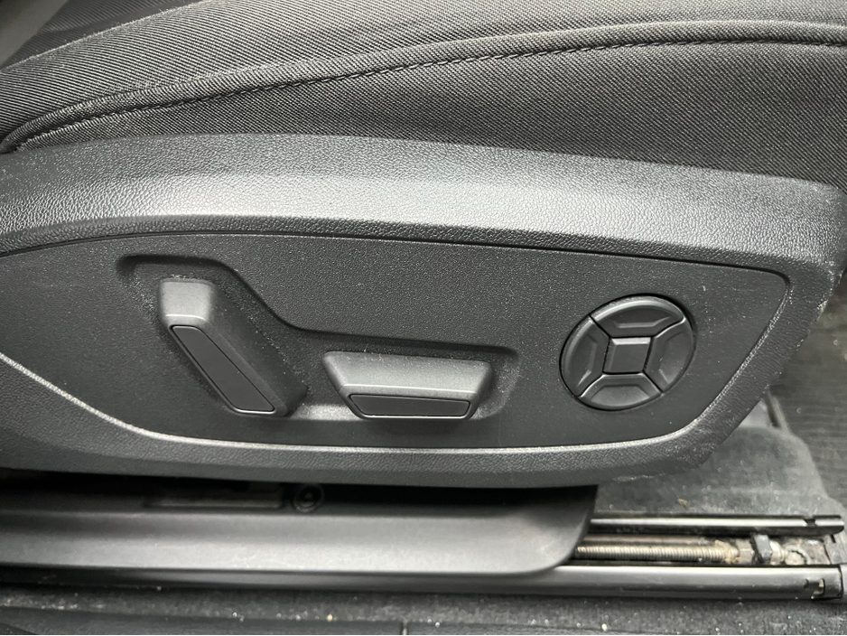 2020 Audi Q3 €29950! 2020 AUDI Q3 35TDI QUATTRO ADVANCED 2.0 AUTOMATIC / CRUISE CONTROL / 360° PARKING CAMERA / ELECTRIC HEATED SEATS / APPLE CARPLAY €29,950