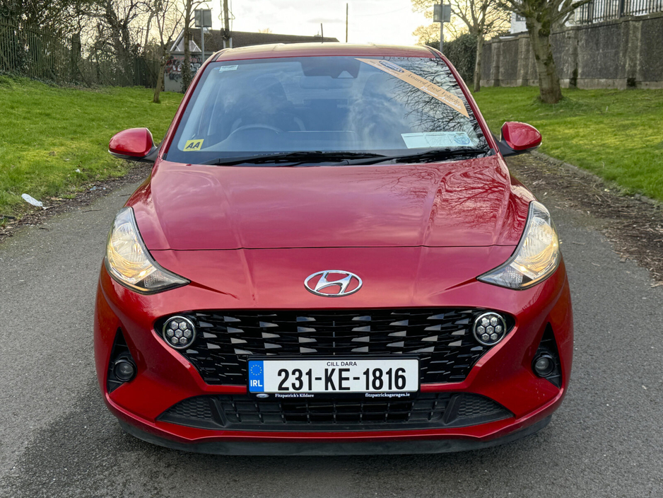 2023 Hyundai i10 - image 3