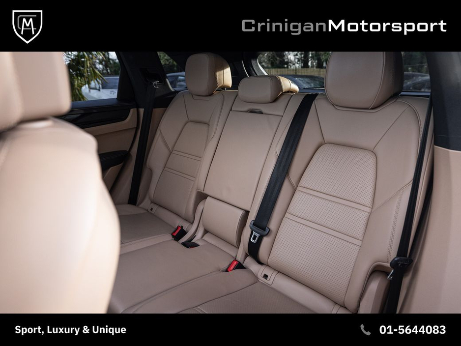 2020 Porsche Cayenne - image 6