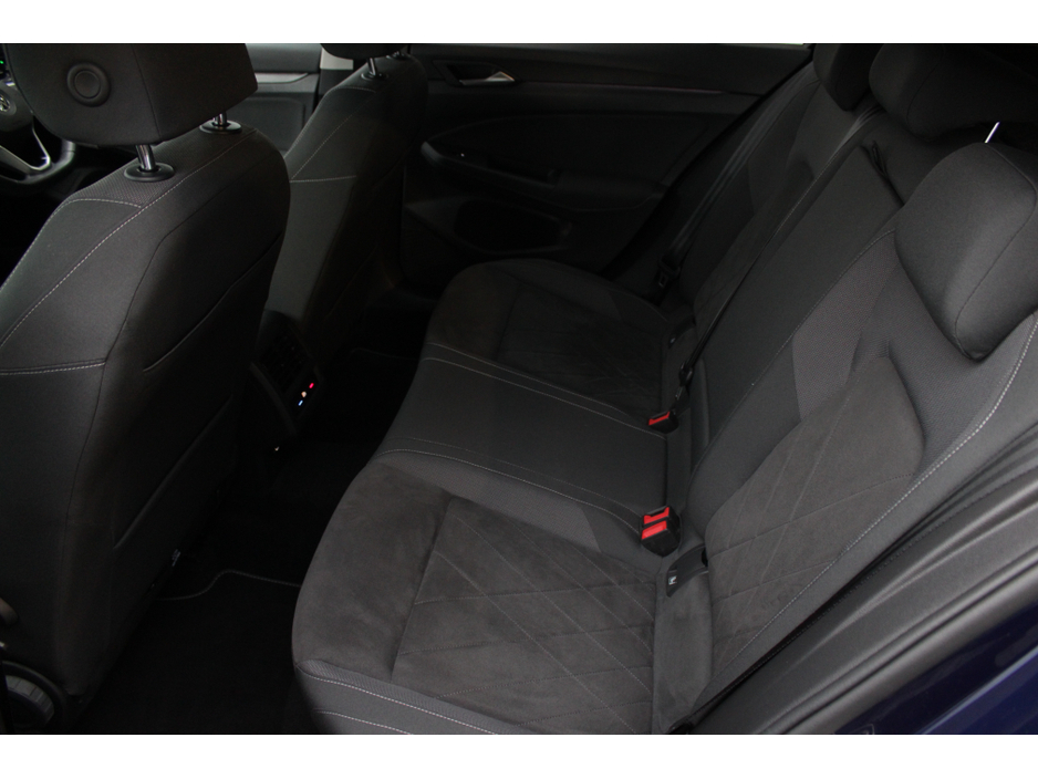 2021 Volkswagen Golf 1.5 TSI MHEV STYLE EDITION 150HP 5DR HATCHBACK AUTOMATIC // 1 OWNER CAR WITH ONLY 37,202 KM'S // WELL WORTH VIEWING // BUY WITH CONFIDENCE AA AND SIMI APPROVED DEALER 2026 // FINANCE ARRANGED // €25,950