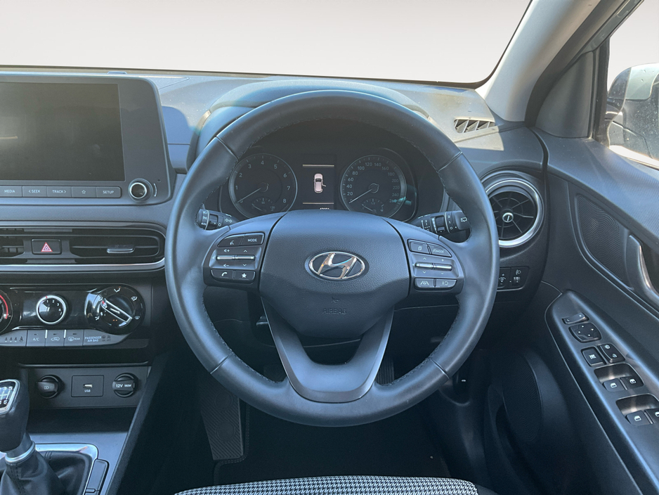 2022 Hyundai Kona - image 15