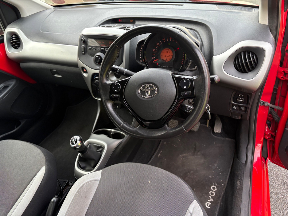 2017 Toyota Aygo - image 9
