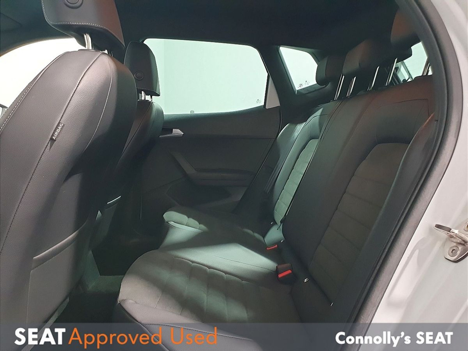 2023 SEAT Arona - image 10