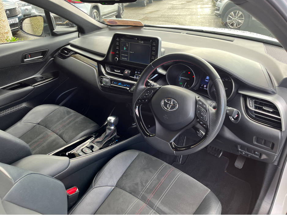 2022 Toyota C-HR - image 15