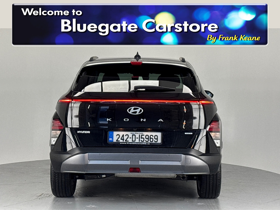 2024 Hyundai Kona ELEGANCE 48KWH**DIGITAL DASH**TOUCH SCREEN MEDIA**APPLE CAR PLAY**DUAL CLIMATE**MULTIFUNCTIONAL STEERING WHEEL**CRUISE CONTROL**HEATED SEATS**HEATED STEERING WHEEL**REVERSE CAMERA**PARKING SENSORS** €31,995