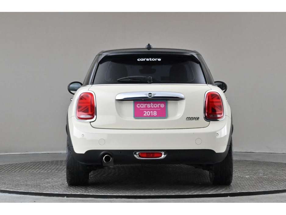 2018 MINI Hatch 1.5 COOPER 5DR*17" ALLOY WHEELS*PRIVACY GLASS*P*REVERSE CAMERA* €19,890