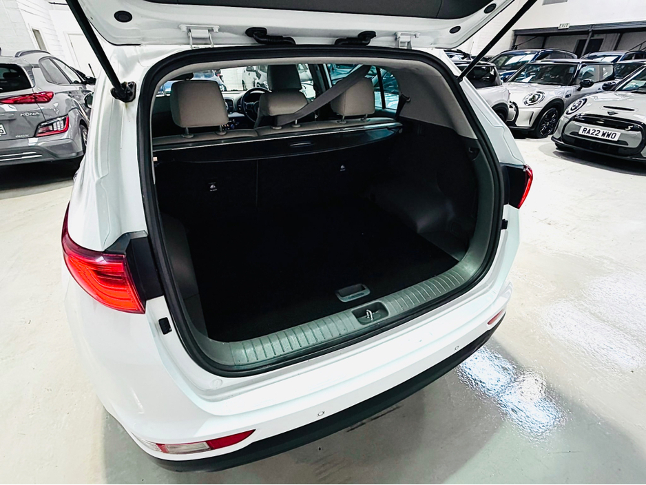 2018 Kia Sportage - image 21