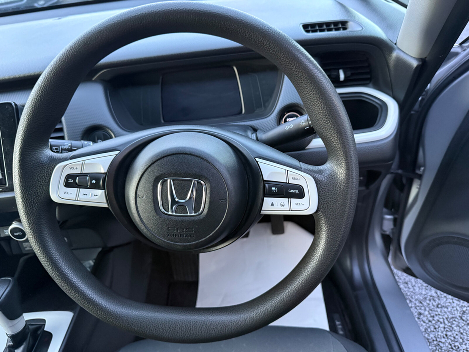 2020 Honda Jazz - image 10