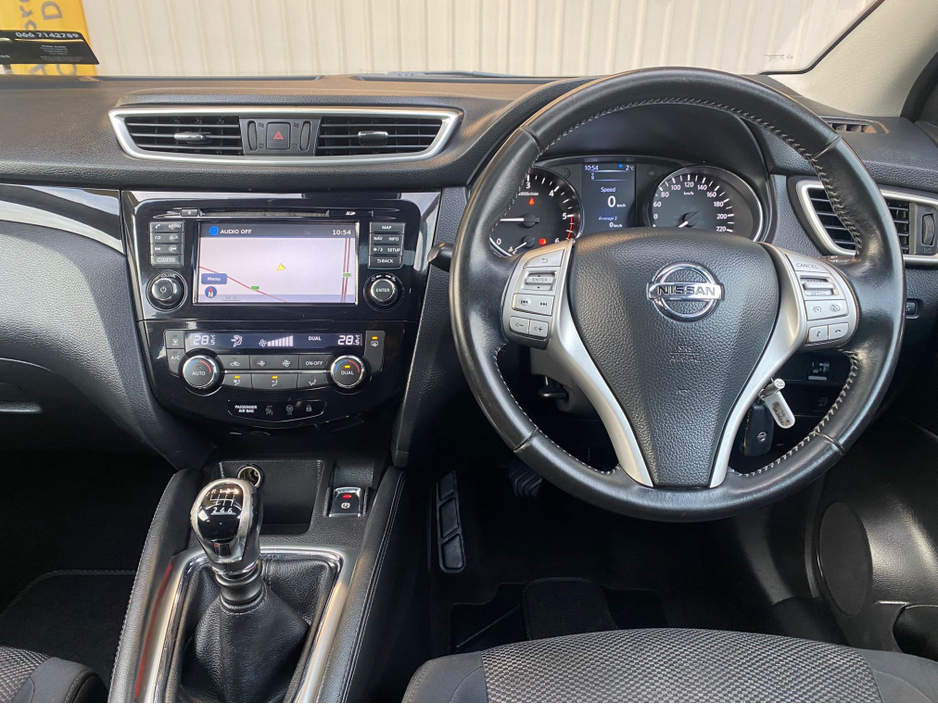 2016 Nissan Qashqai 1.5 SV MY16 SP+NC E6 4 4DR €10,450