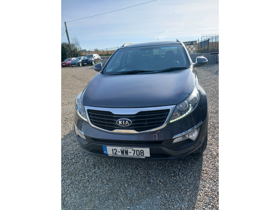 2012 Kia Sportage - image 2