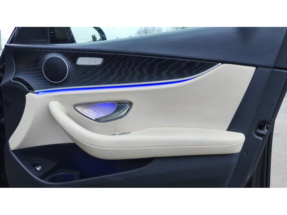 2021 Mercedes-Benz E Class - image 9