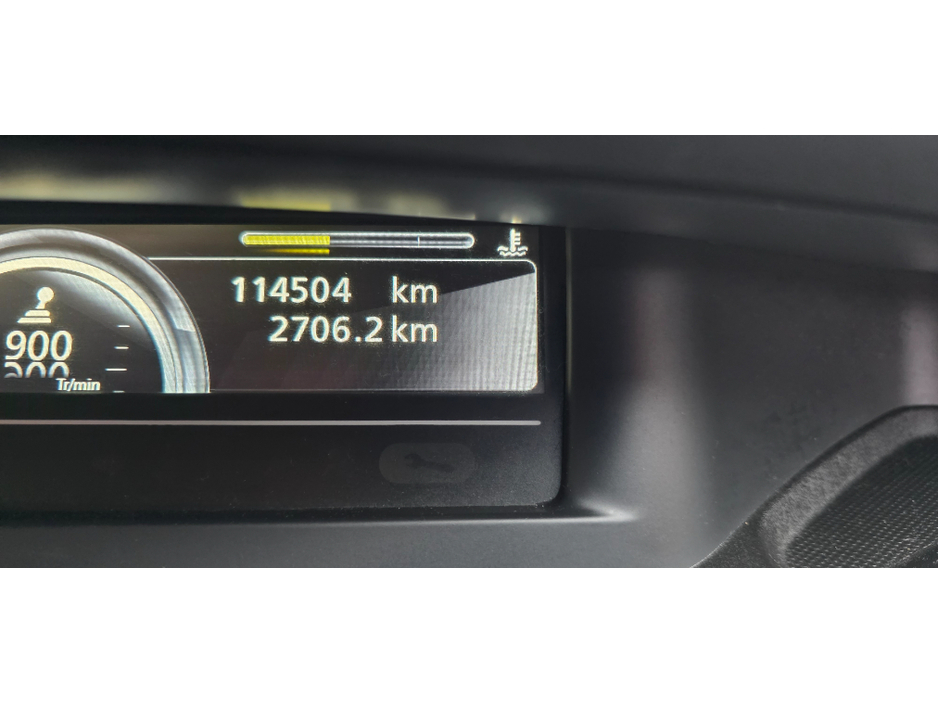 2015 Renault Grand Scenic - image 4