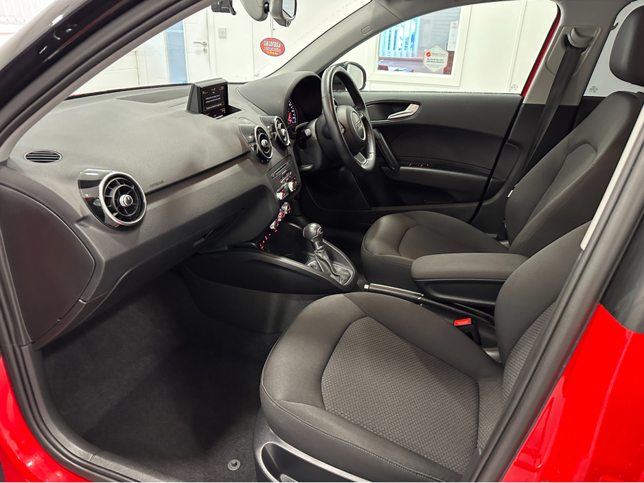 2018 Audi A1 (182) A1 S LINE 1.0TFSI S TRONIC LOW KMS VW/AUDI SPECIALISTS WWW.DENISDARCYCARS.IE €18,950