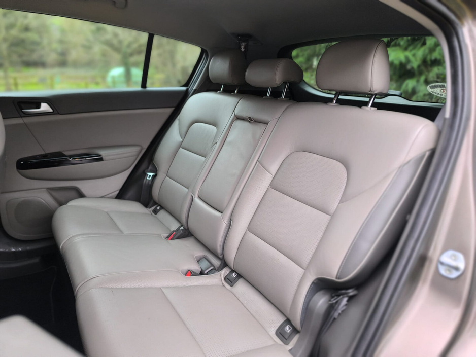 2018 Kia Sportage - image 26