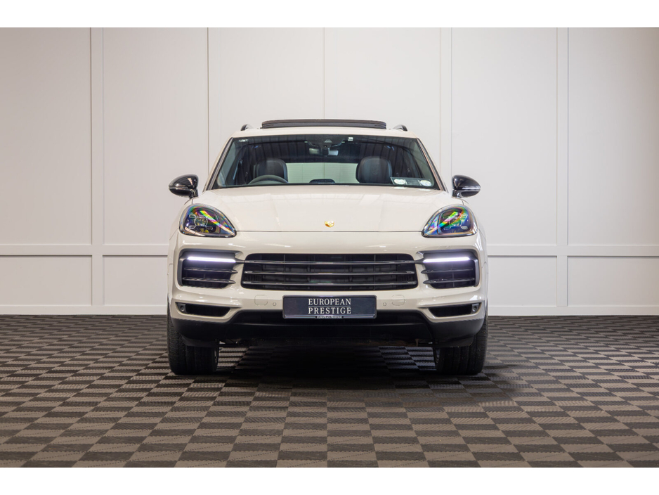 2022 Porsche Cayenne 3.0 V6 E-Hybrid 4WD Auto €59,999