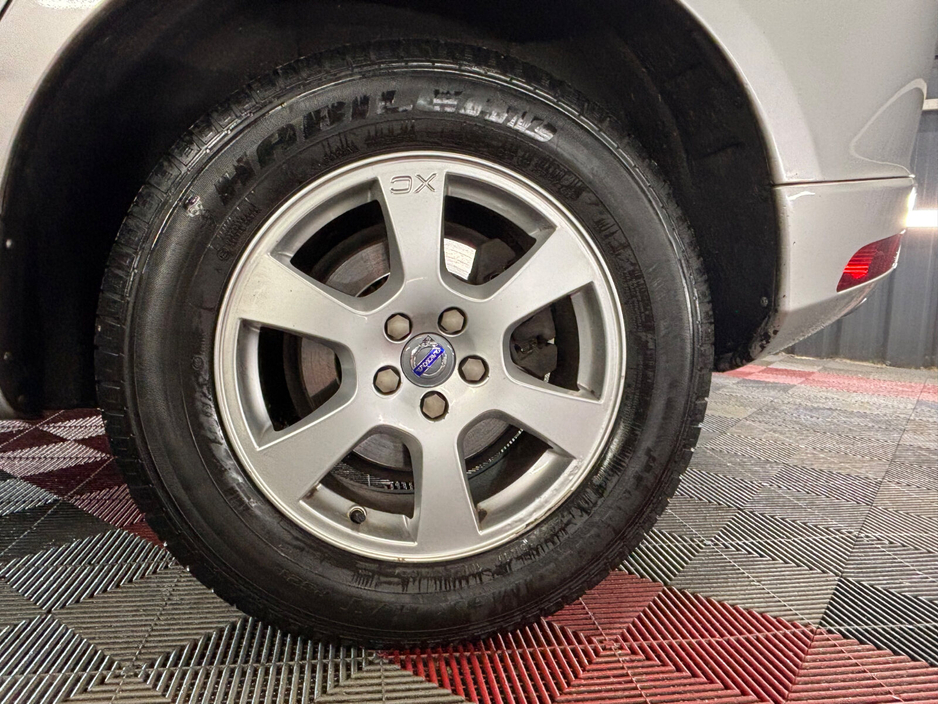 2016 Volvo XC60 - image 19