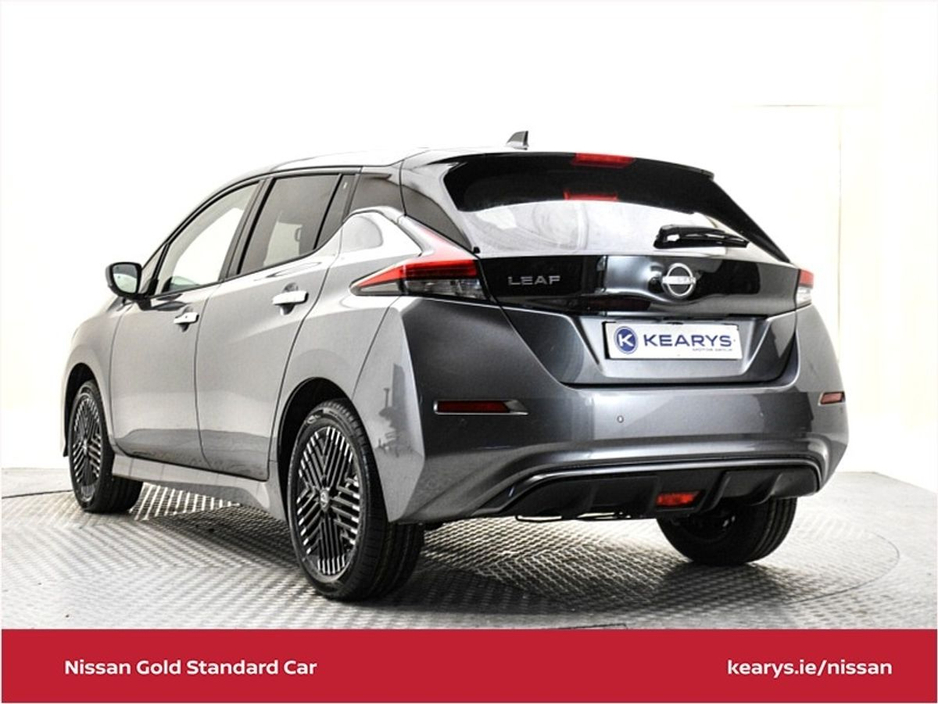 2023 Nissan Leaf - image 13