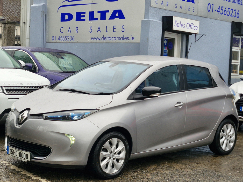 2015 Renault Zoe DYNAMIQUE INTENSE AUTOMATIC FULLY ELECTRIC NCT 02/27 *80KM RANGE* 2 KEYS/ SAT NAV/ TOUCH SCREEN MEDIA/ BLUETOOTH/ USB/ REVERSE CAMERA/ MULTI FUNCTION STEERING WHEEL/ HISTORY CHECKED €3,900