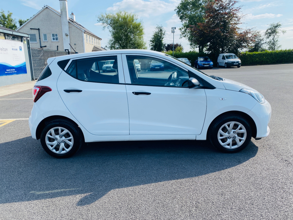 2019 Hyundai i10 - image 4