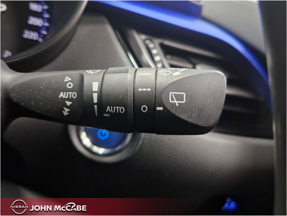 2018 Toyota C-HR HYBRID LUNA SPORT 4DR AUTO           RETAIL PRICE €18,950 - €2,000 SCRAPPAGE* FLEXIBLE FINANCE OFFERS AVAILABLE* €16,950