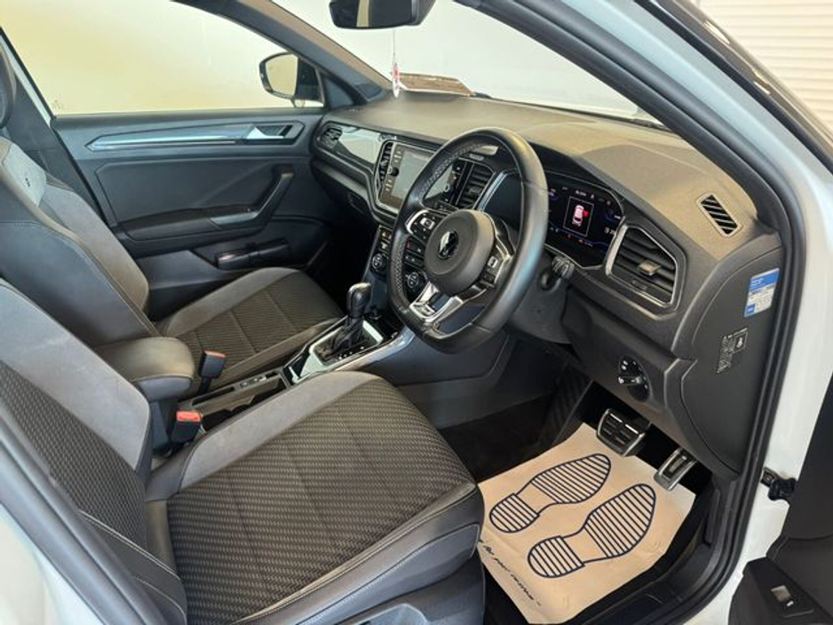 2020 Volkswagen T-Roc 2.0 TDI 150bhp R-Line DSG €24,495