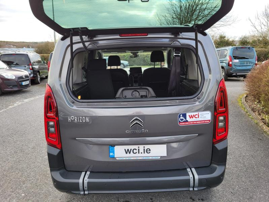 2024 Citroen Berlingo - image 7