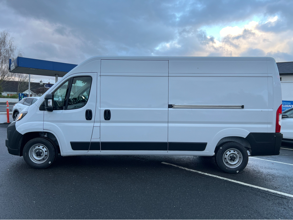 2026 Citroen Relay 35 L3 H2 BlueHDi 140  6MT ( Price Ex vat) €33,285