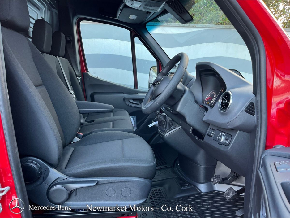 2026 Mercedes-Benz Sprinter - image 9