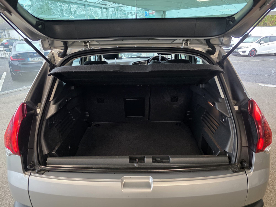 2016 Peugeot 3008 - image 13