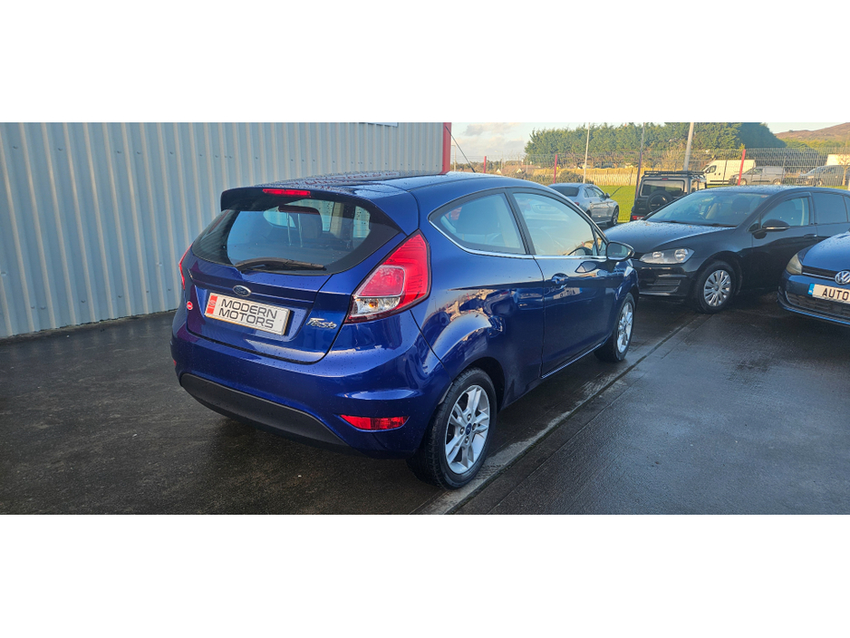 2014 Ford Fiesta ZETEC 1.2 petrol 3dr low miles €5,995
