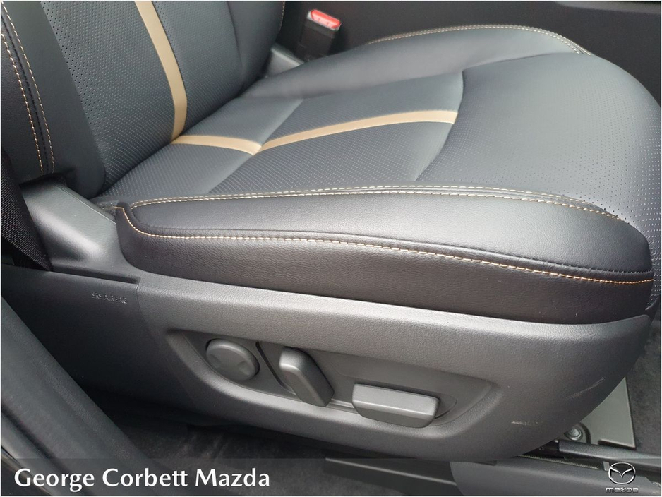 2026 Mazda CX-80 - image 13