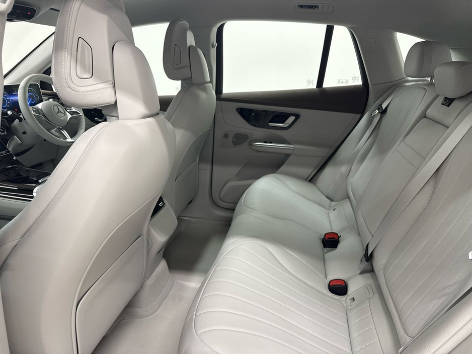 2025 Mercedes-Benz EQE - image 13