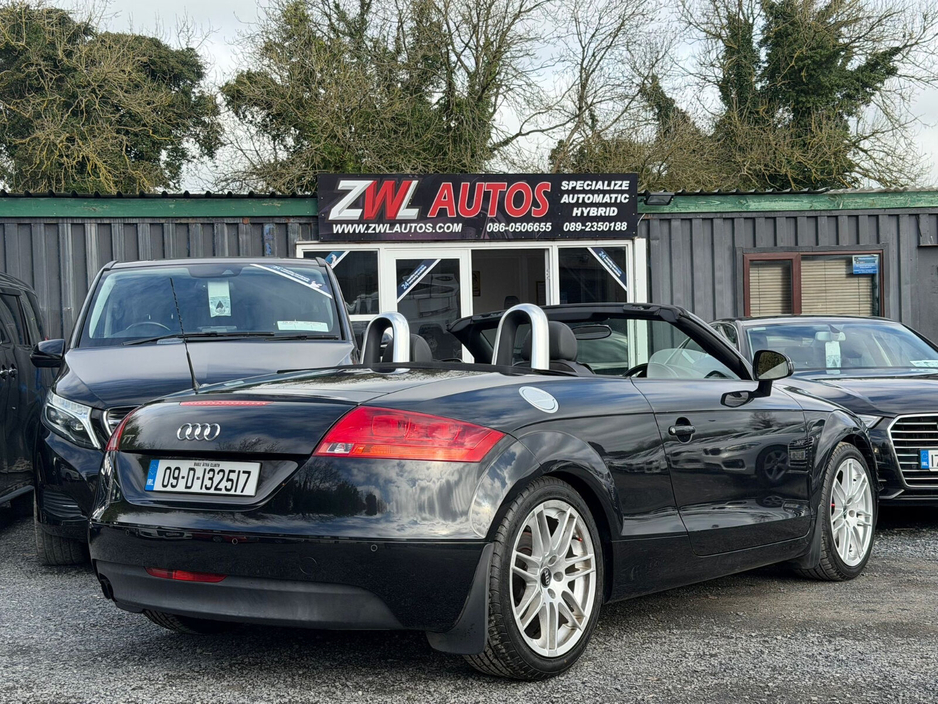 2009 Audi TT - image 8
