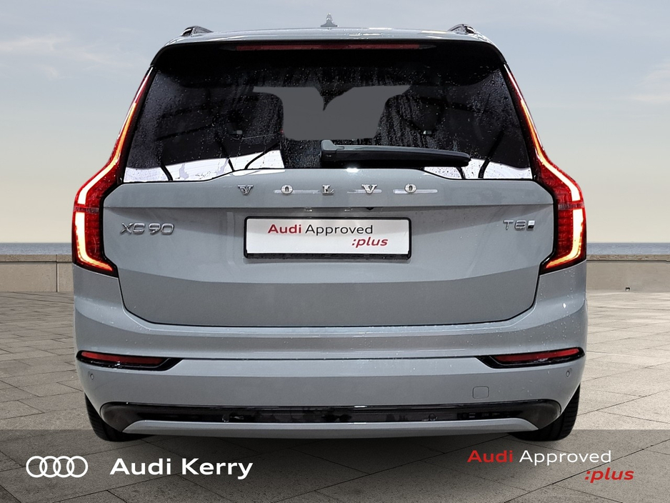 2025 Volvo XC90 - image 6