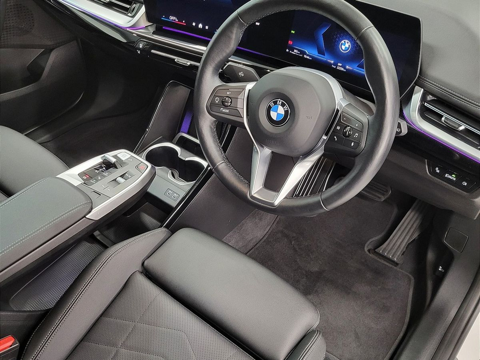 2023 BMW X1 - image 6