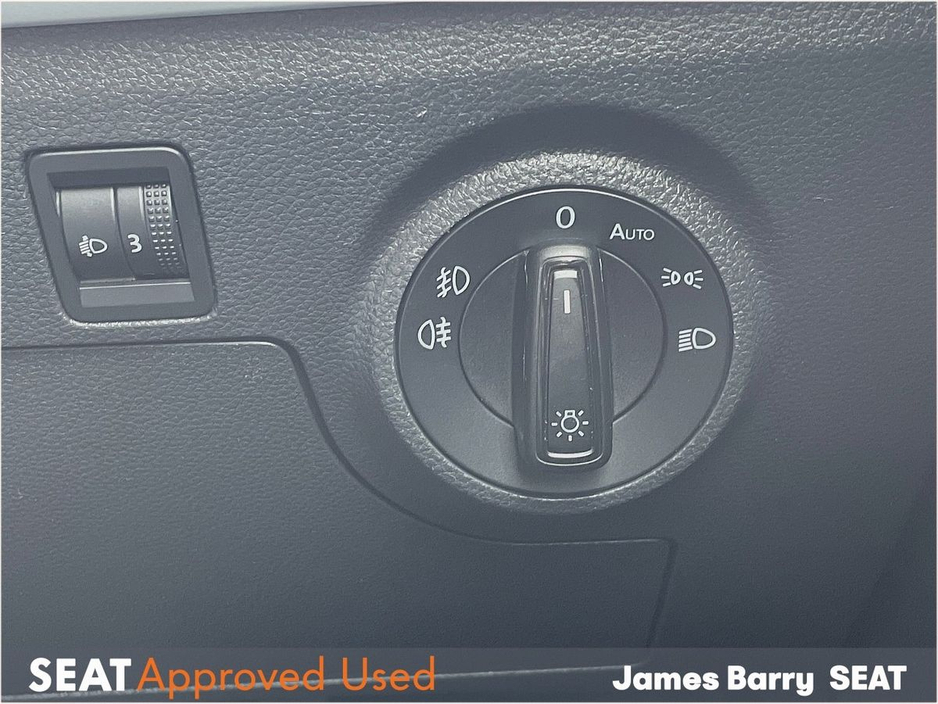 2023 SEAT Arona - image 18