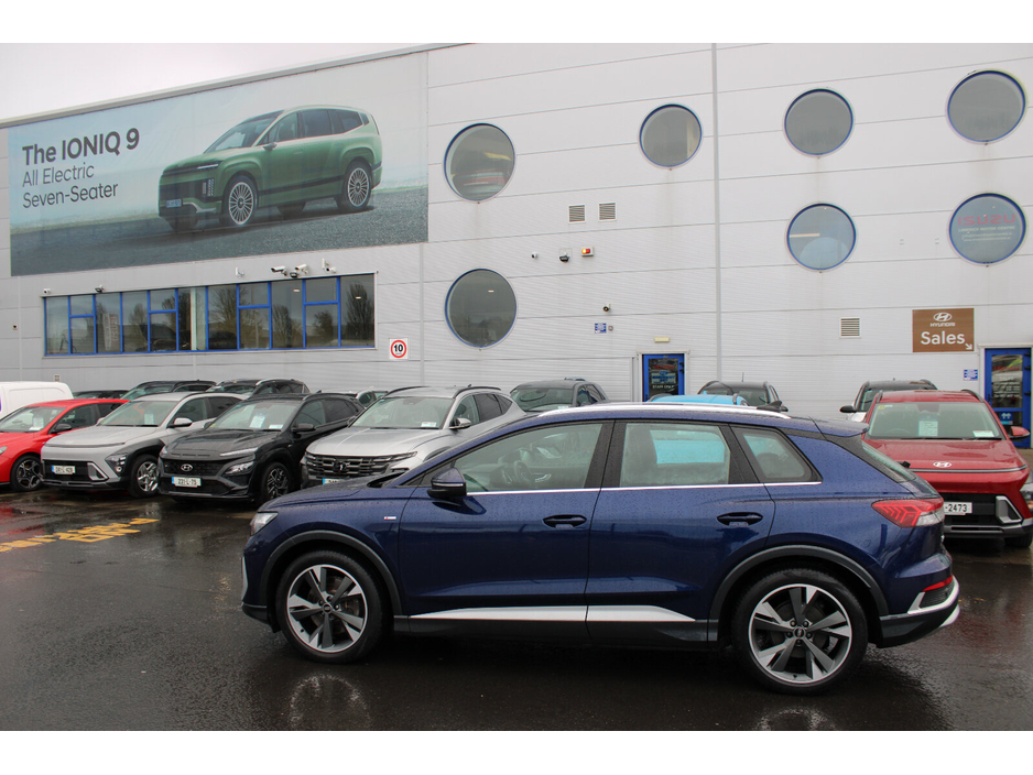 2022 Audi e-tron 55 quattro S Line €30,950