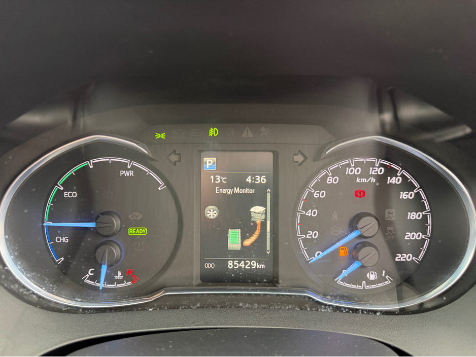 2017 Toyota Yaris Self charge Hybrid - Low Mileage - Fantastic Spec €14,750