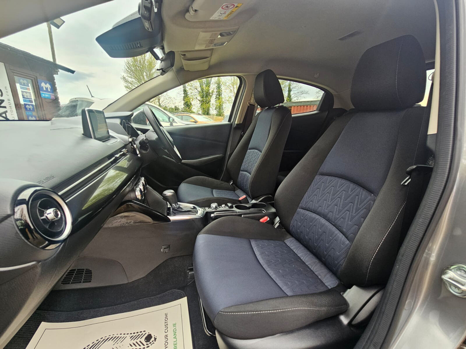 2016 Mazda Demio - image 21