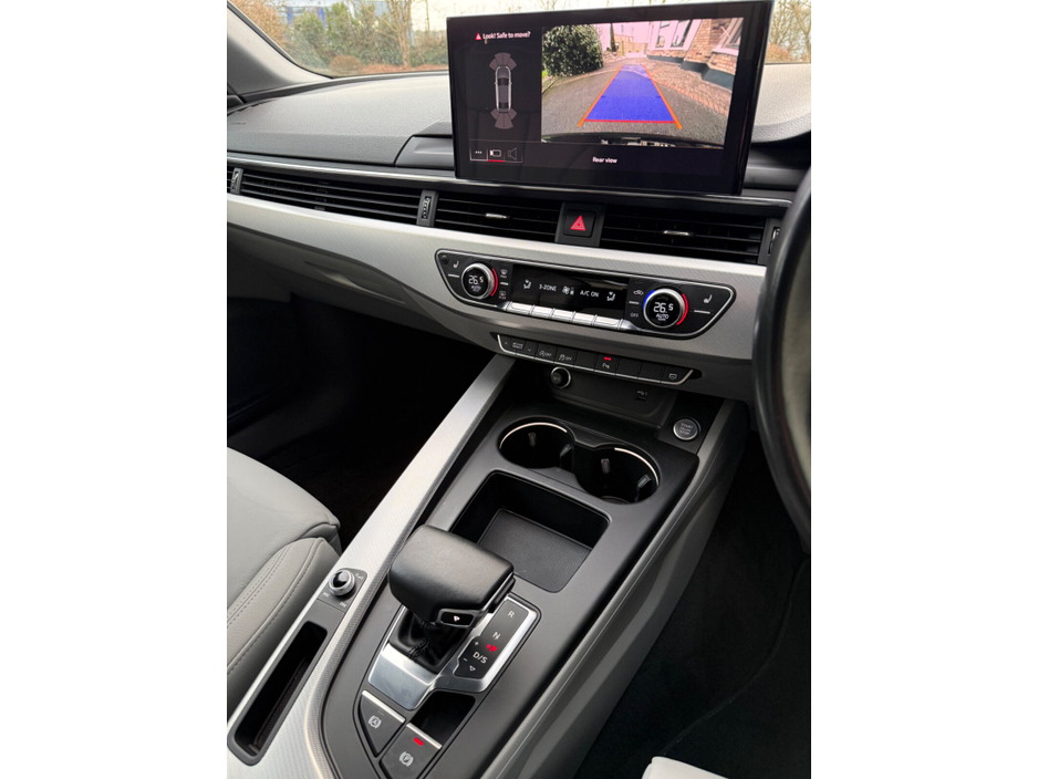 2021 Audi A4 35 TDI 163HP S Tronic SE €24,900