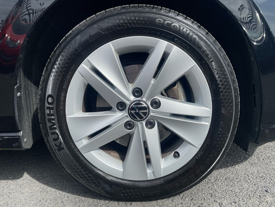 2024 Volkswagen Golf 2.0 TDI 115HP Life €27,475