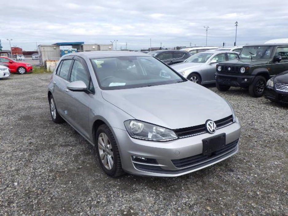 2015 Volkswagen Golf TSI ComfortLine BlueMotionTechnology €12,500