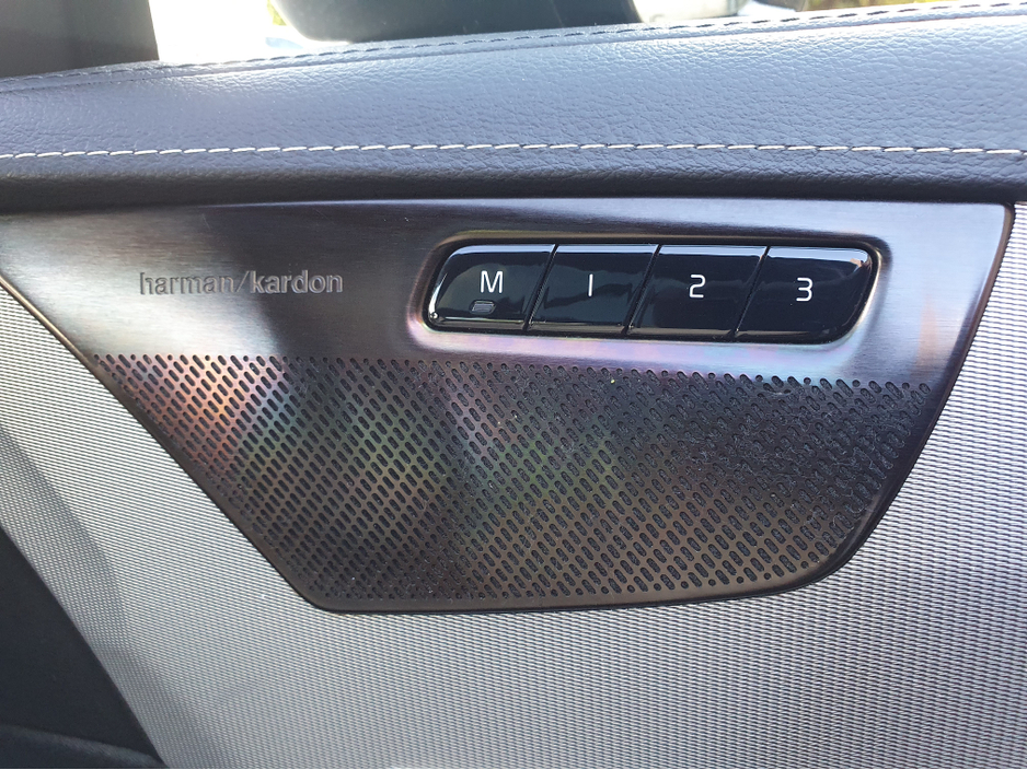 2019 Volvo XC90 - image 38