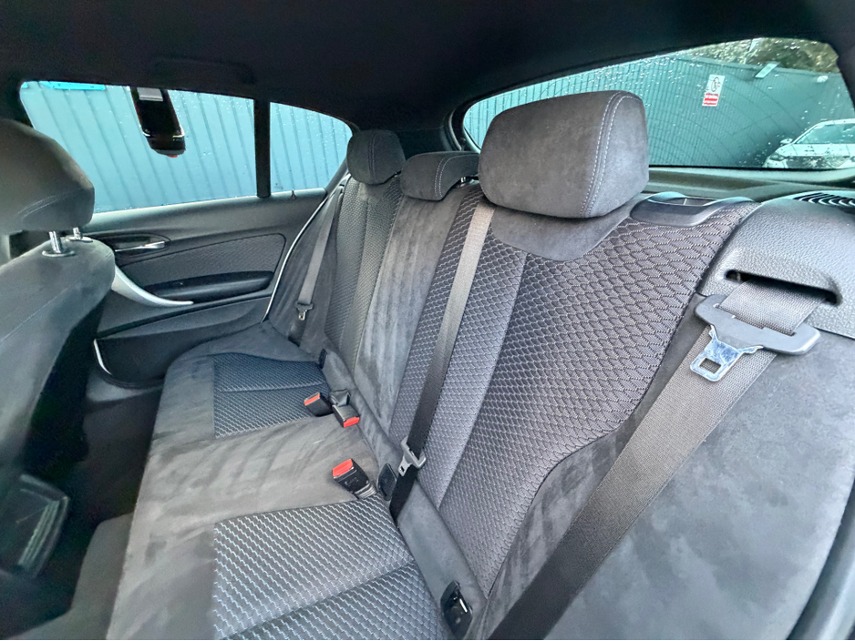 2016 BMW 1 Series - image 33